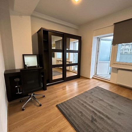 Elegant City Center Apartment Bukurešť Exteriér fotografie