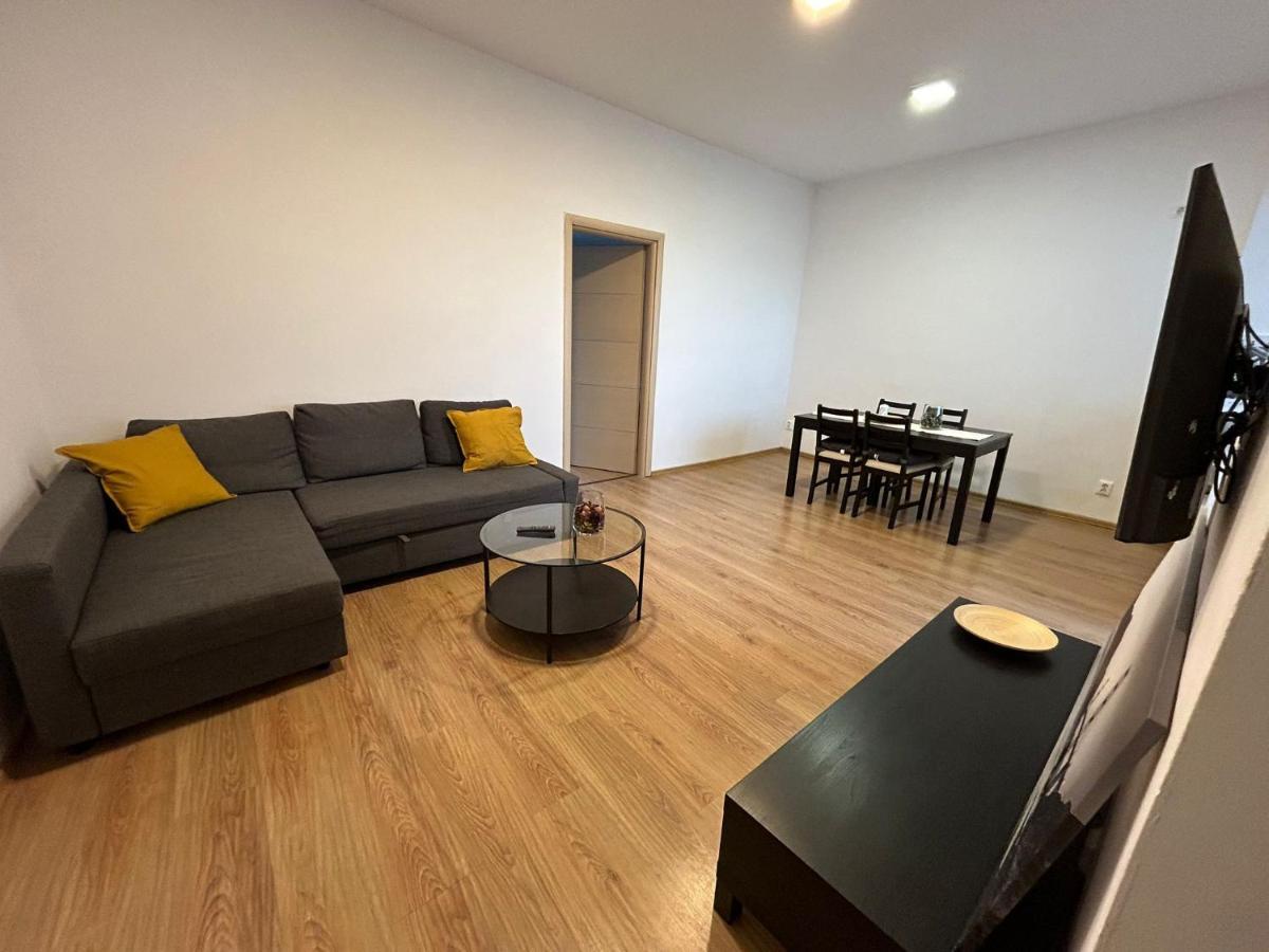 Elegant City Center Apartment Bukurešť Exteriér fotografie